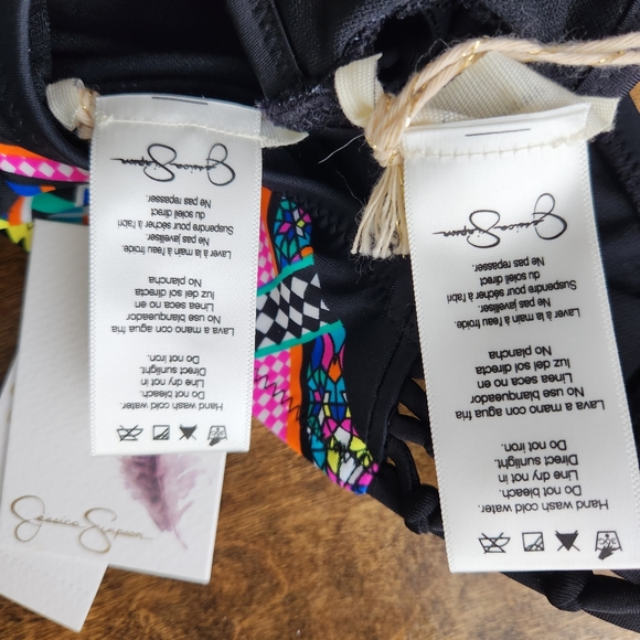 NWT Jessica Simpson black bandeau bikini with multicolor print size small - Picture 5 of 6